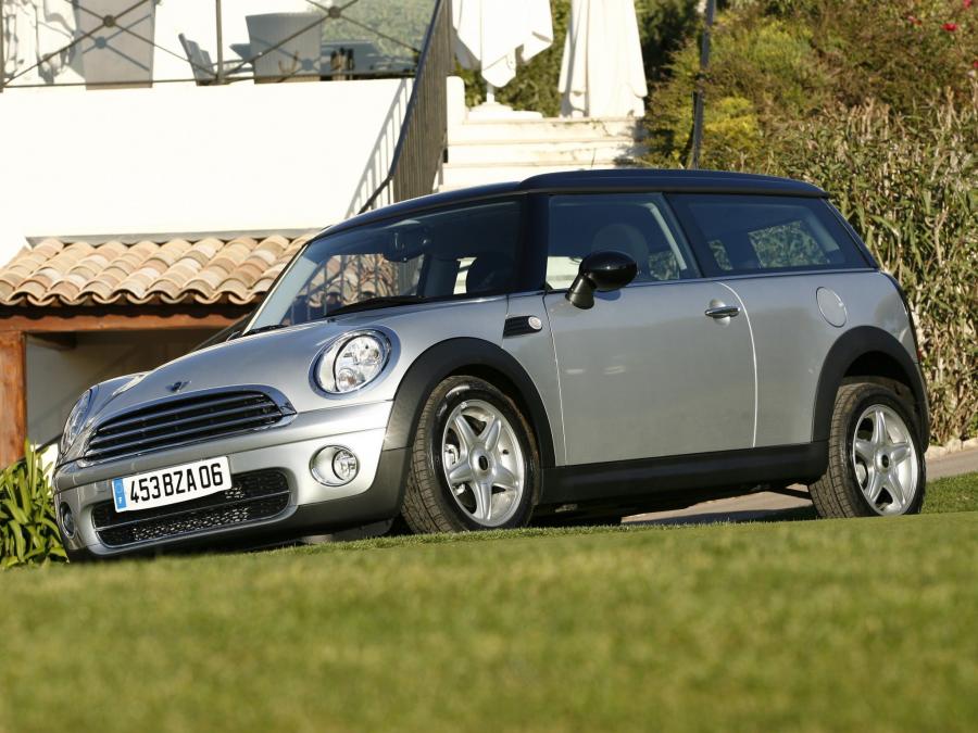  Mini Cooper D Clubman 2007 года  (фото 3 из 24)